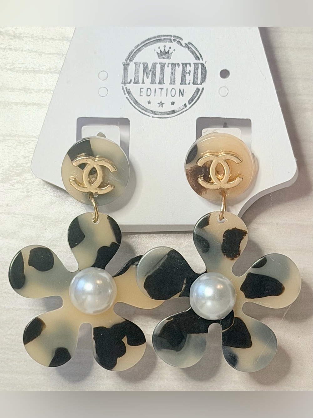 CC Gold-Tone Tortoise Flower Drop Earrings with Pearl Accent - Black & Cream